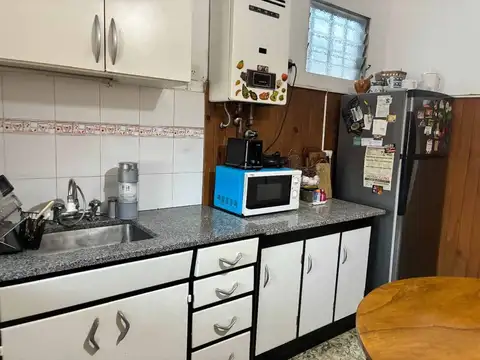 Casa 3 ambientes con 2 baños