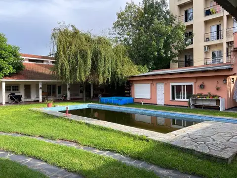 Casa en Venta en Berazategui 4 ambientes