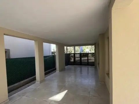 Las Cortaderas Country Club