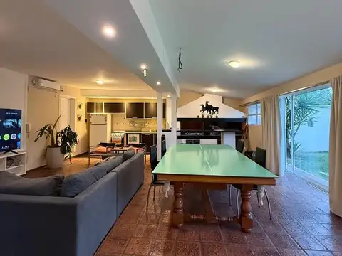 Casa en Alquiler en Villa Dolores, $ 2.500