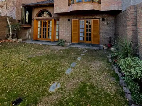 venta casa en el bombal calle Arizu casi S.Martin