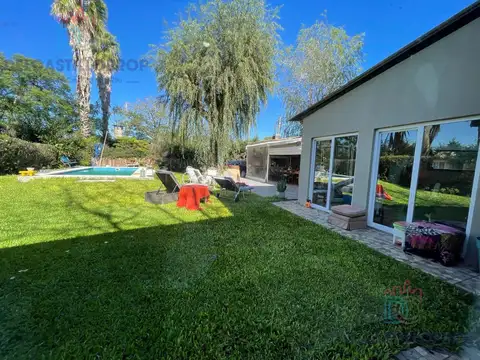 Casa en Venta en Loma Verde, USD 110.000
