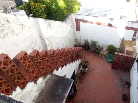 Depto Tipo Casa 4 ambientes con 1 baño