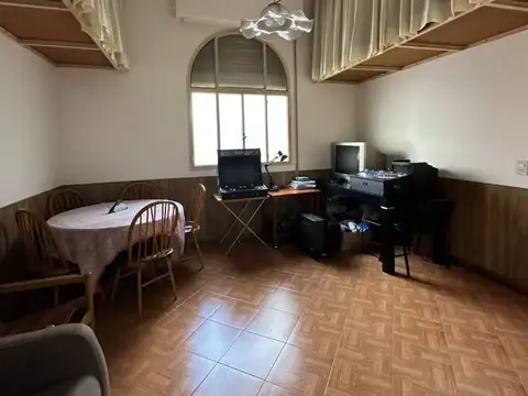 Depto Tipo Casa en Venta de 4 ambientes