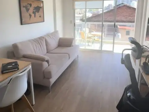 Palaá 451 , Piso 2