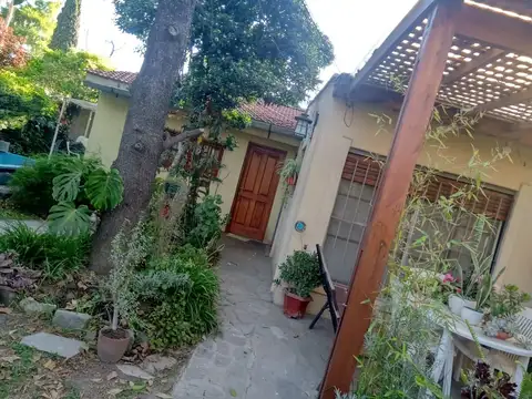 CASA - LA LONJA - PILAR- MUY BUENA UBICACION- 3 AMBIENTES - DOS BAÑOS - OPORTUNIDAD  