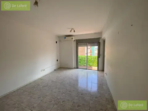 Departamento en Alquiler en San Isidro Centro, $ 650.000