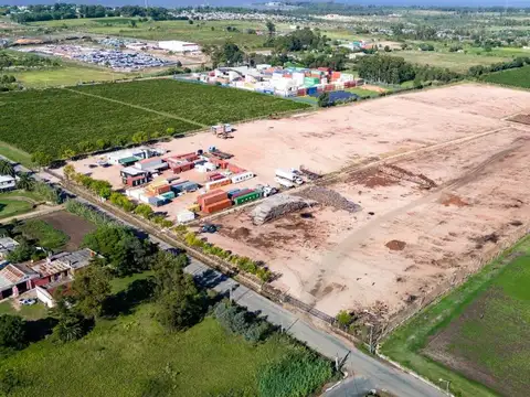 Camino Bajo la Petiza 4600