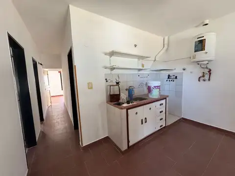 Casa 3 ambientes con 2 baños