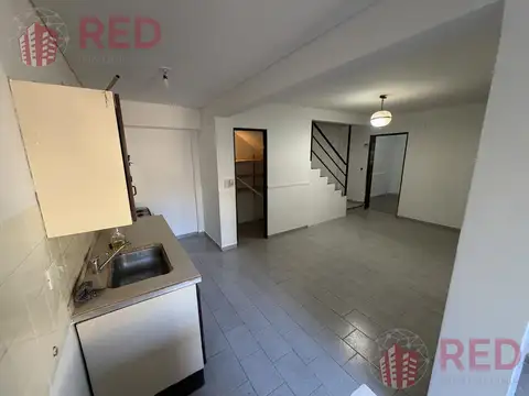 Vende duplex 3 dormitorios en Cipolletti B° Manzana Del Sol