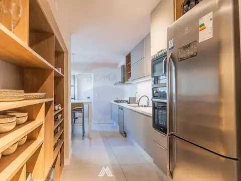 Departamento en Alquiler con 2 cocheras