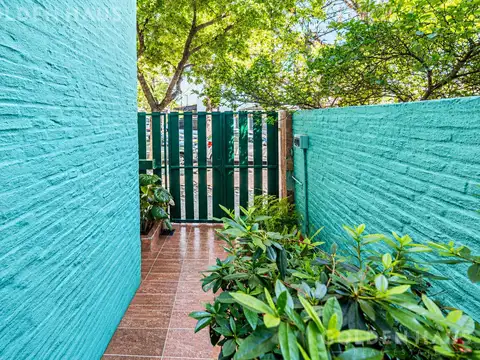 Depto Tipo Casa en Venta al Este
