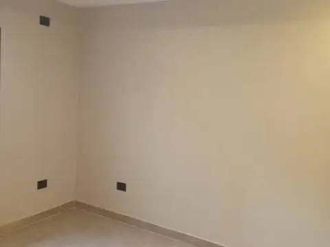 Depto Tipo Casa en Venta en Mataderos, USD 79.000
