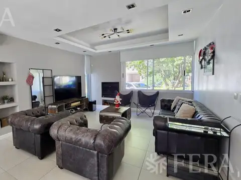 Casa en Venta en Arturo Segui, USD 250.000