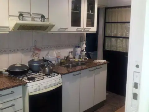 Departamento 3 ambientes con 2 baños