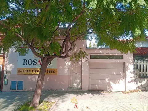Venta de 2 casas sobre lote propio de 9 x 43 m a reciclar en Villa Lugano – Ideal inversores