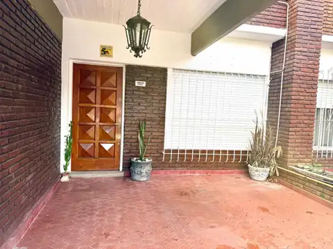Libertad 1700