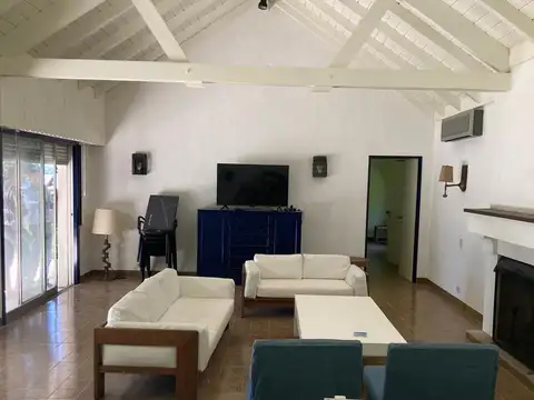 Quinta en Venta en Delta del Tigre, USD 950.000