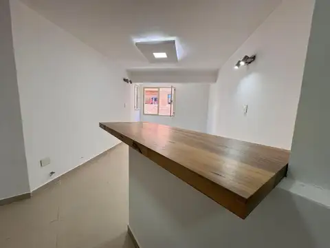 Venta Departamento 3 dormitorios y 2 baños  B° CENTRO