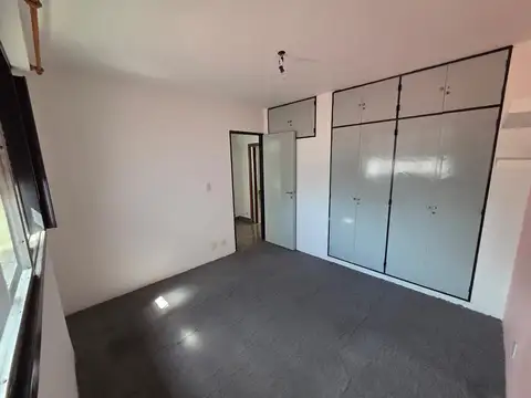 Depto Tipo Casa en Venta 60 años