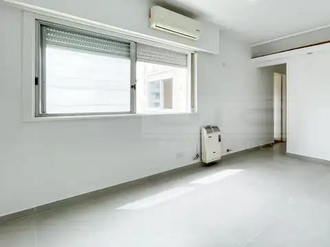 Laprida al 1500, entre Avellaneda y Av. Maipu