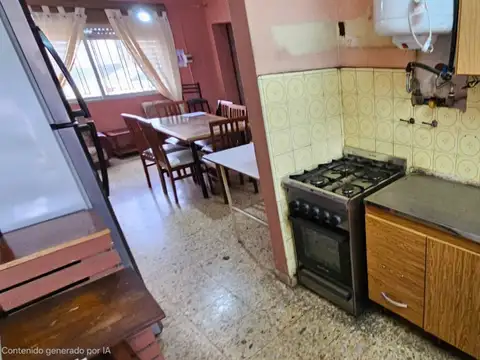 Casa 5 ambientes con 1 baño