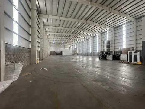 Galpon en Alquiler en Carlos Spegazzini, USD 15.000