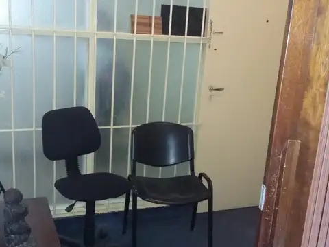 Av General Paz 120 , Piso 1