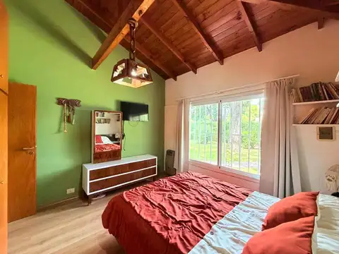 Casa a la venta con escritura. Los rosales