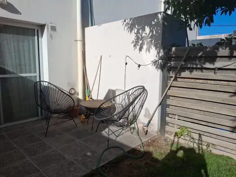 Depto Tipo Casa en Venta 12 años