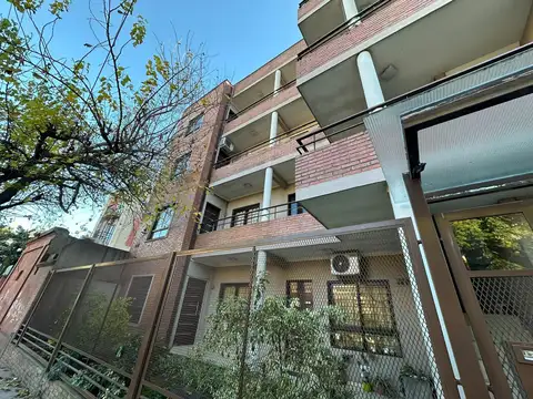 Departamento en Alquiler en Morón, $ 420.000