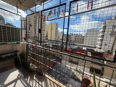 Departamento 4 ambientes con 2 baños