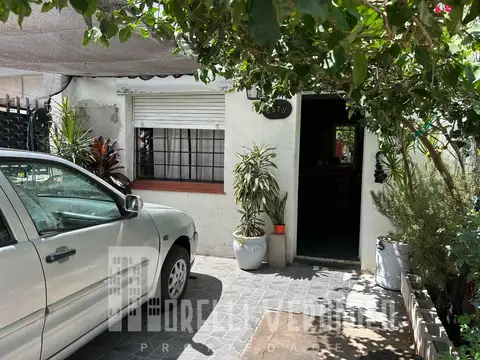 Depto Tipo Casa 3 ambientes con 1 baño
