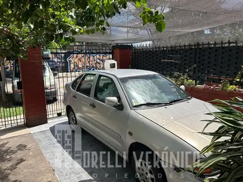 Depto Tipo Casa en Venta con 1 cocheras