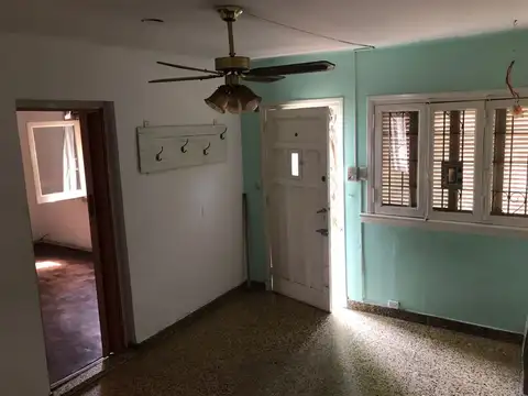 Casa 3 Ambientes en Larrea 1746, Lomas de Zamora