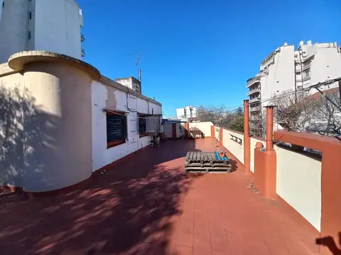 Venta Departamento Tipo Casa 2 Ambientes con Terraza Compart