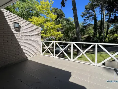 Casa 3 Dormitorios en Alquiler Temporario en Pinamar Zona Golf