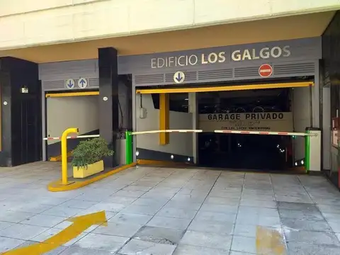 Av Callao 1200, Cochera Fija y Cubierta Edificio Los Galgos, Barrio Norte