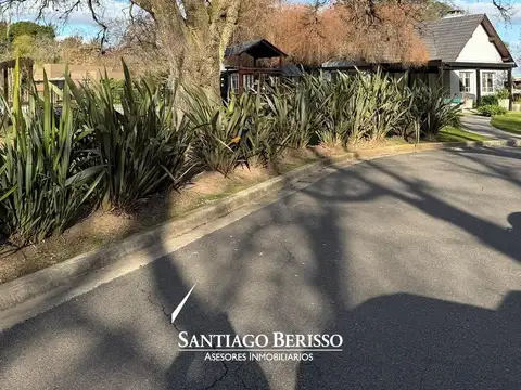 BARRIO MONET - LOS CARDALES