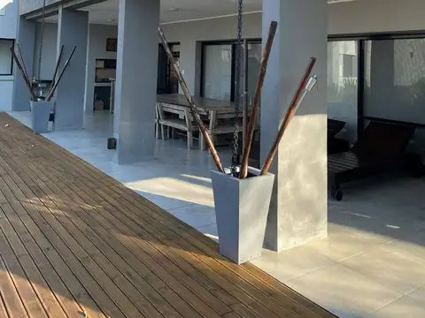 Casa en venta en Puerto Chascomus