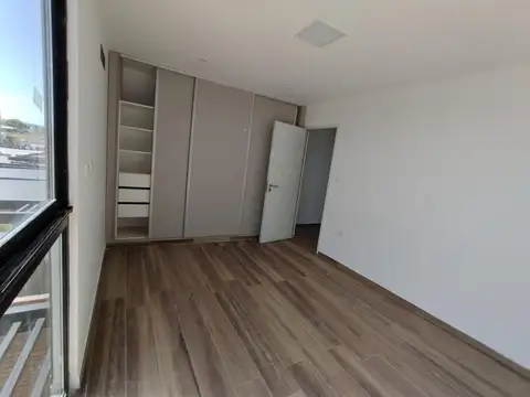Depto Tipo Casa en Venta 3 años