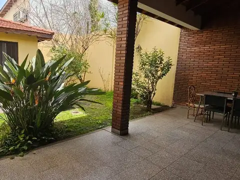 Casa en Venta en Pompeya, USD 170.000