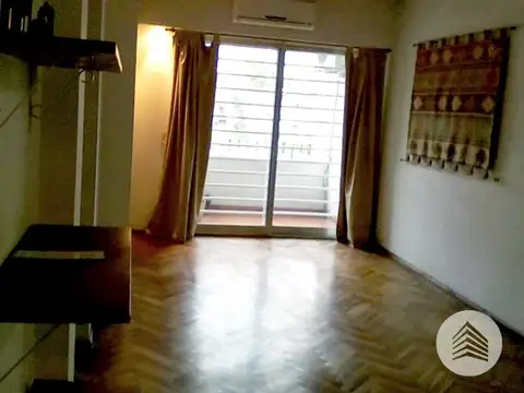 VENTA DEPTO 3 amb. con cochera y bajas expensas