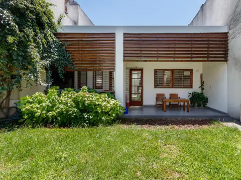 Casa en Venta con 1 cochera