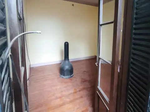 Depto Tipo Casa 4 ambientes con 1 baño