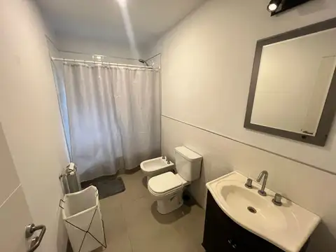 Casa 4 Ambientes con Pileta en Santa Guadalupe