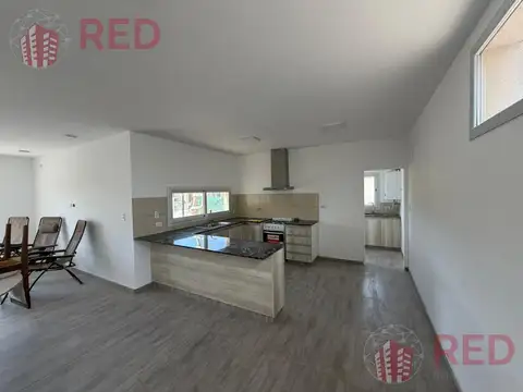 Casa en Alquiler en Plottier, $ 2.900.000