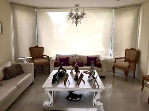 Casa en Alquiler en Septiembre, USD 2.000