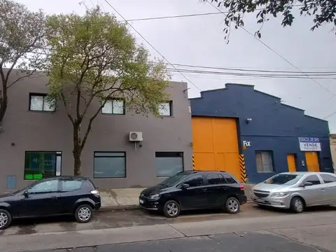 Galpon en Venta en Centro, USD 1.800.000
