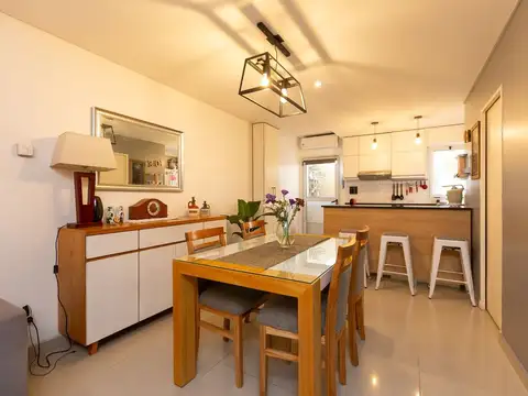 VENTA DPTO TRIPLEX 4 AMB EN MORON - PERMUTA